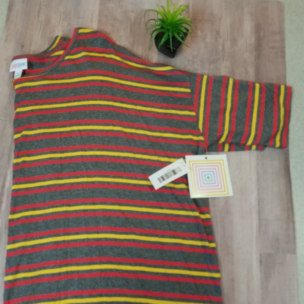 New with tags lularoe Irma size large